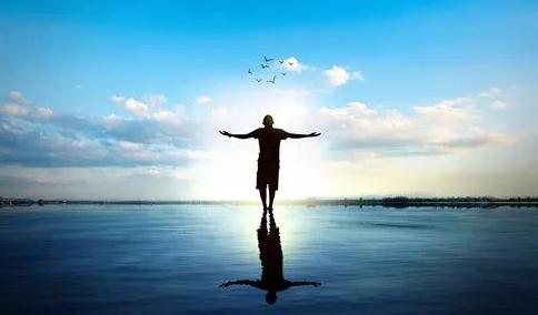 不甘于现状又不思进取的你如何自救？