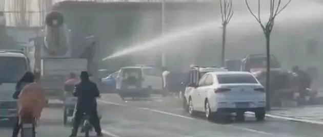 中纪委网站评“村支书零下2度喷水驱赶商贩”：别寒了群众心