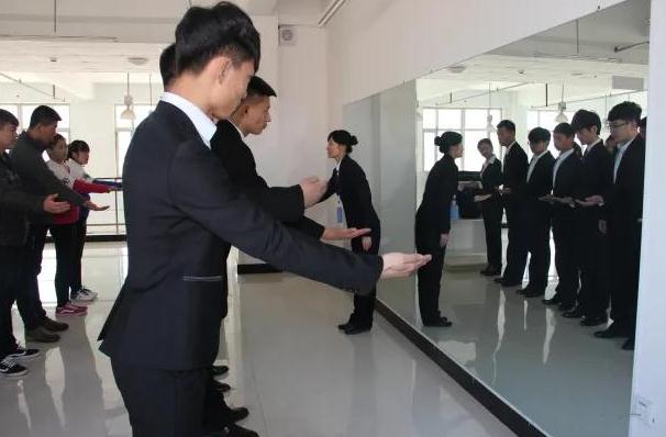 万事开头难？销售开单第一炮，究竟是怎样“命中”的？