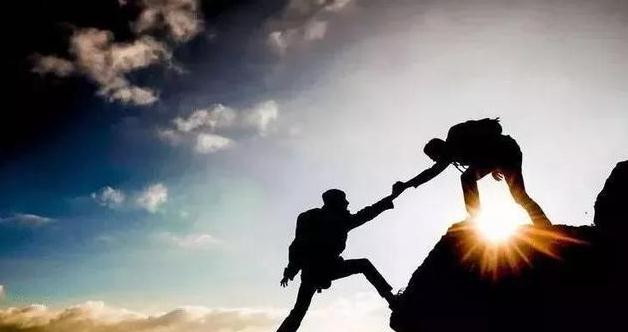 面对甲方无理要求，压力大工资低，该如何抉择？