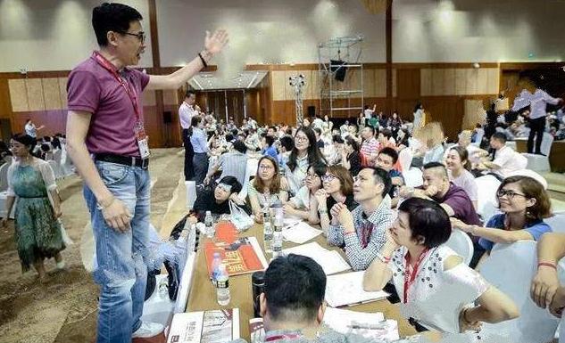 大厂在校园招聘时群面中如何脱颖而出？