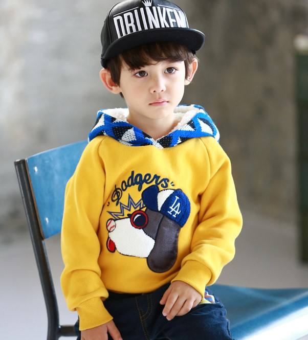 2022年正月初十出生的男孩起名霸气磅礴的