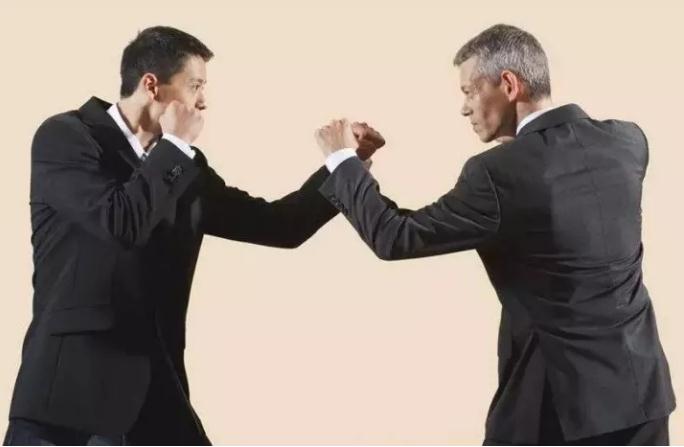 老板工作精神抖擞，为什么你一个打工的却很容易累？