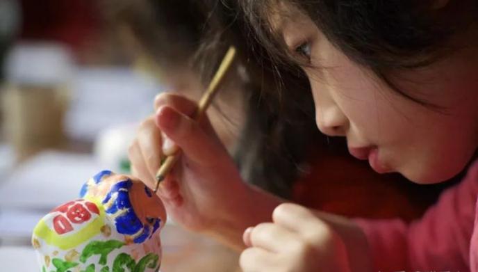 快餐文洗礼的生活下，如何培养持久的专注能力？