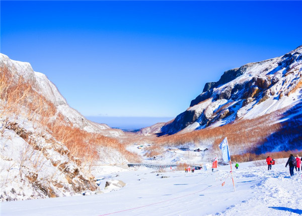 国学经典元曲【醉太平·落魄】原文及解析