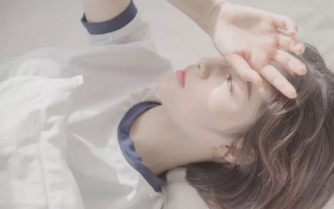 和女朋友在一起8年了，我应该对她负责吗？