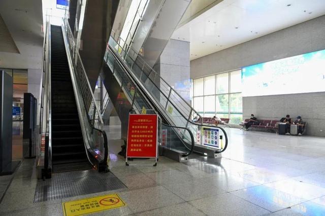 郑州通报：高铁站多名工作人员感染