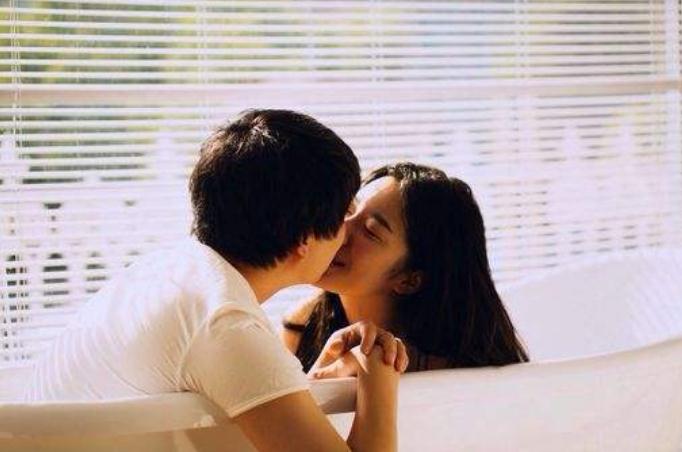 如果有个人喜欢你，你不喜欢他，但是又想谈恋爱怎么办？