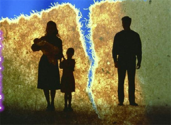 女生在恋爱中应该懂事点好，还是作点好？