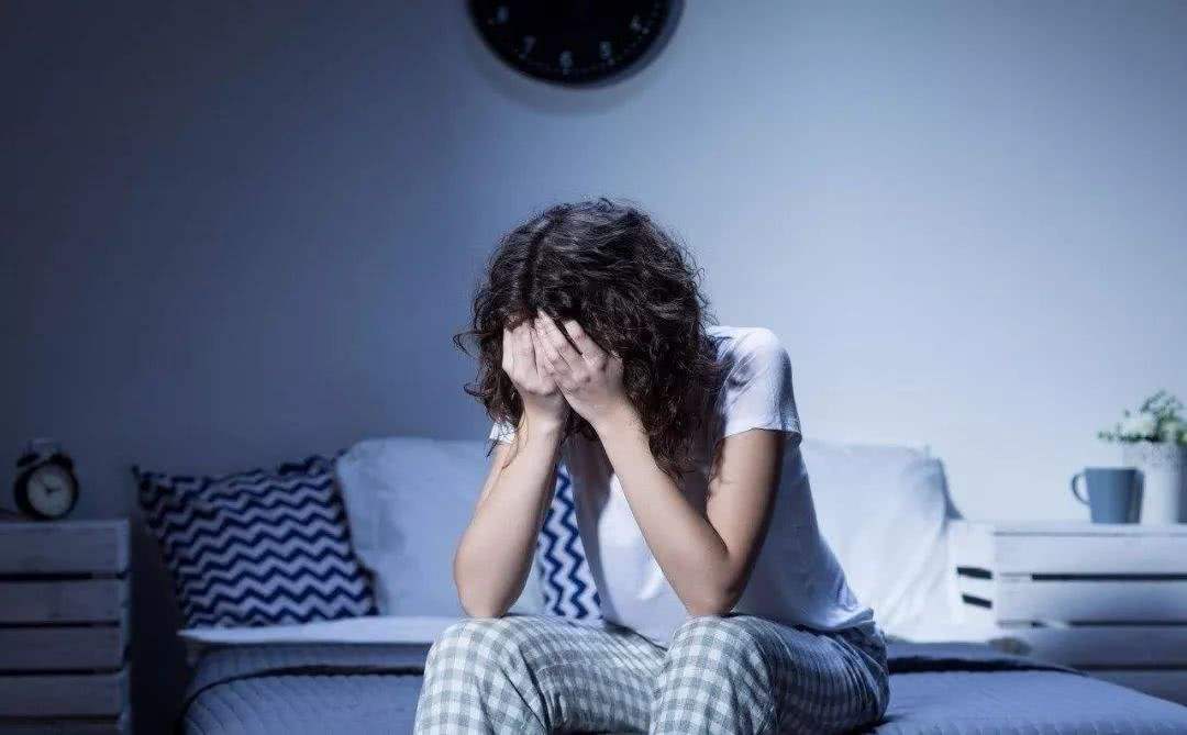 为什么男人在出轨后会觉得对不起小三，而不是原配？