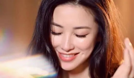 吵架后，如何让冷硬倔男人主动来哄你？