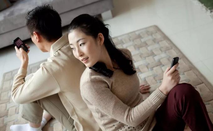 如何让他又爱你又听你的？成为支配你们感情的主导者