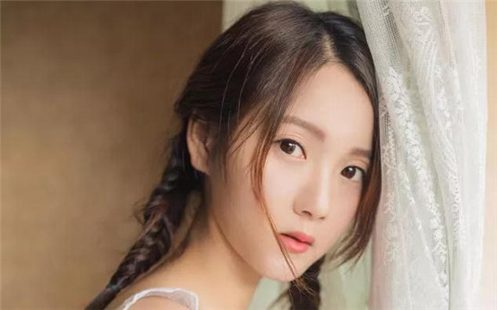 想让男人只对你一人专情，你要掌握恋商飙升的秘诀