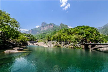 《作舍道边》成语故事及解析