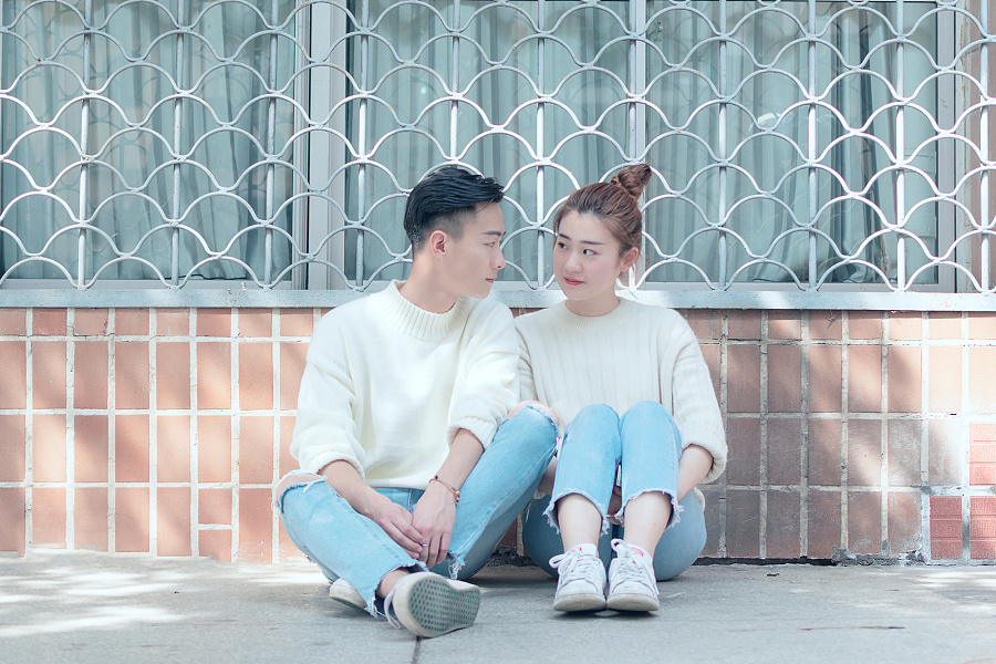 “他还爱我吗？”分手后如何判断前任是否还爱自己