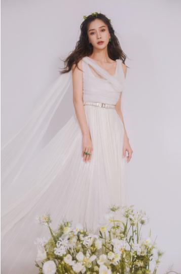 女生问：一方面觉得男生喜欢自己，另一方面又担心对方可能是海王，该怎么办？