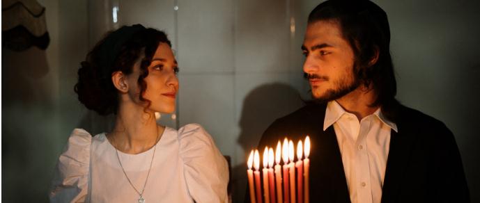 后天和前男友去看电影，我该怎么做？ | 见前任攻略