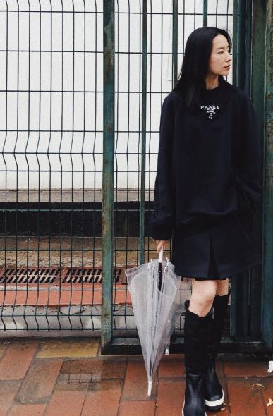 当上中层领导后，是继续走技术路线，还是走管理路线？