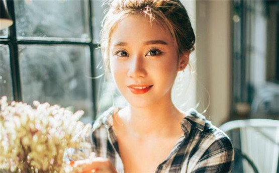 晚上睡得晚、早晨起不来，2类人如何调节睡眠？