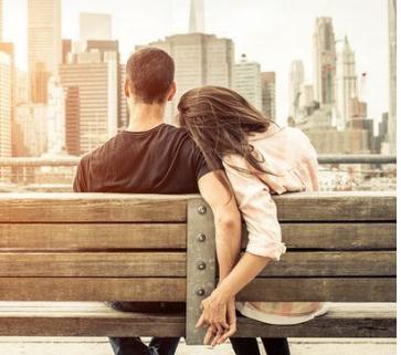 追女孩，突破朋友区的方法