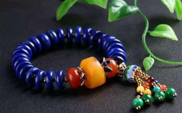 青金石居然还能帮孕妇“催生”？