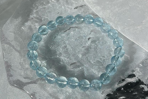 托帕石手链　托帕石的功效与作用