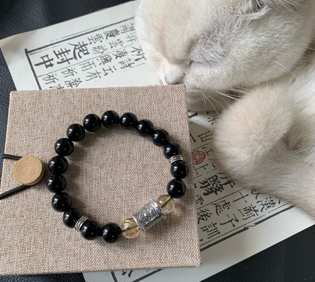 黑曜石手链，黑曜石的功效与作用