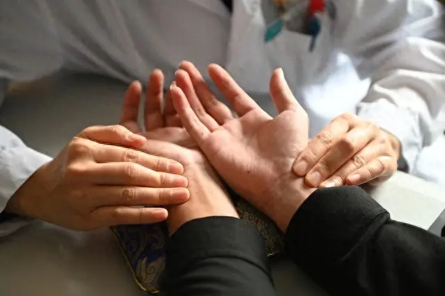 郭博信：前辈教我一招，退不退烧，就看这两味药