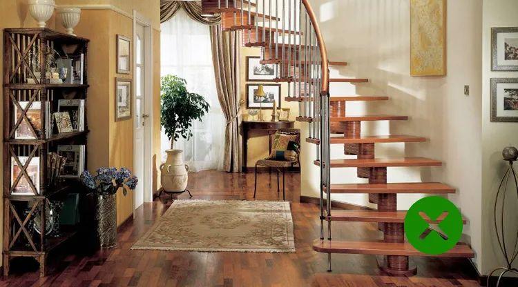 家居风水：中宫兴，则八方旺，中宫衰，则八方败！