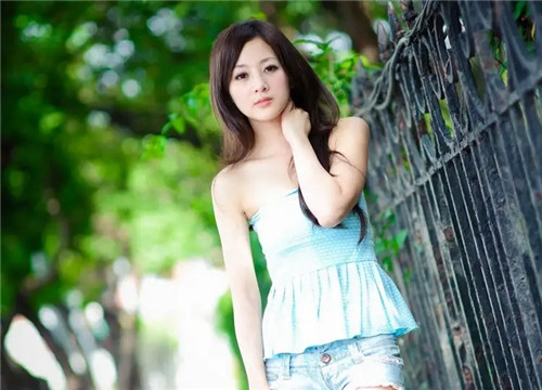 用科学的方式解释《易经》