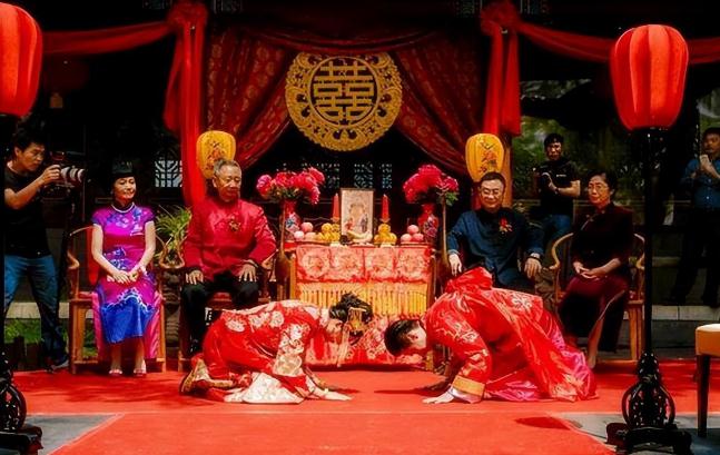 八字合婚与婚姻