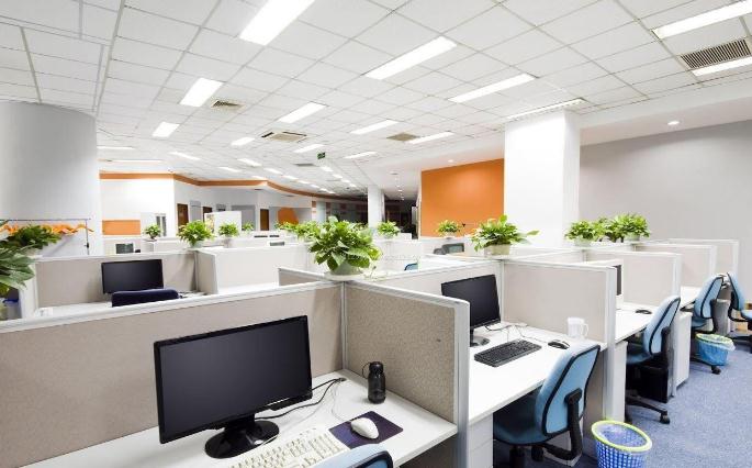 请回家的财神爷如何摆放方位如何？