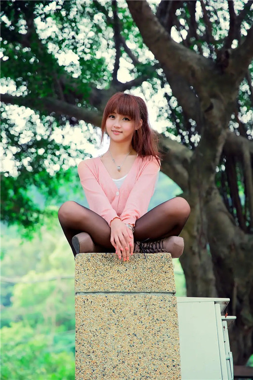 化解太岁红绳戴左手还是右手，佩戴红手绳需要注意什么