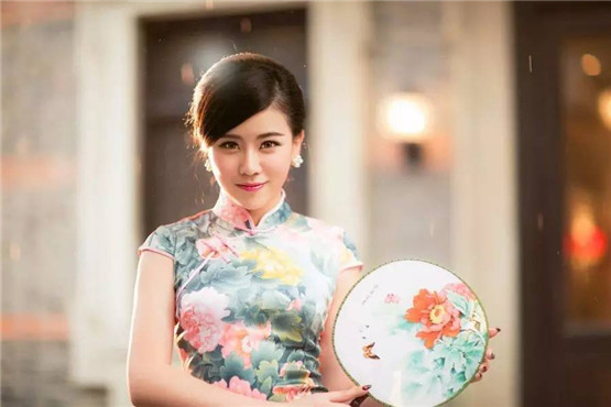 什么样的八字组合慷慨大方？