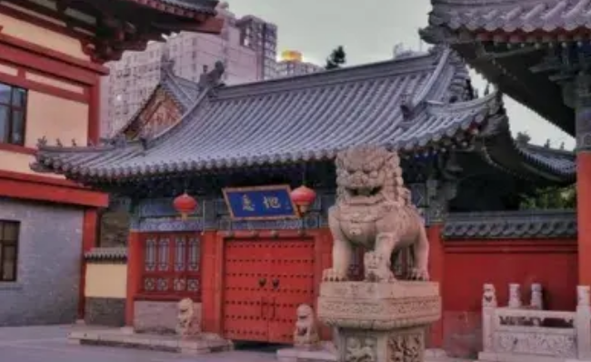 房子附近有寺庙怎么办？