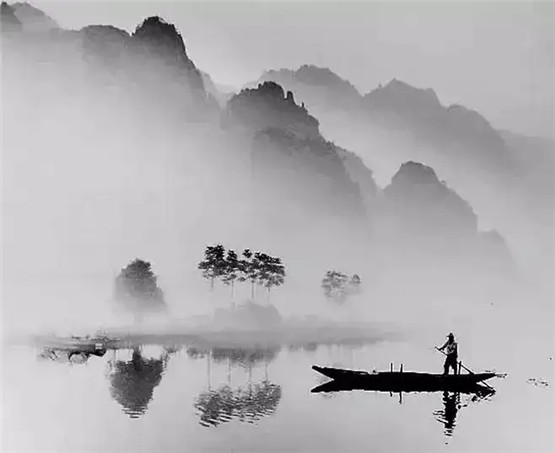 做生意办公桌上摆放什么招财，老板办公桌招财摆件