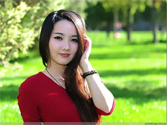 八字“伤官配印无财”和“伤官生财而配印”到底有什么区别？