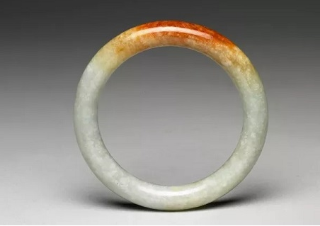 玉镯碎了最忌讳怎么处理，玉镯碎了有什么说法