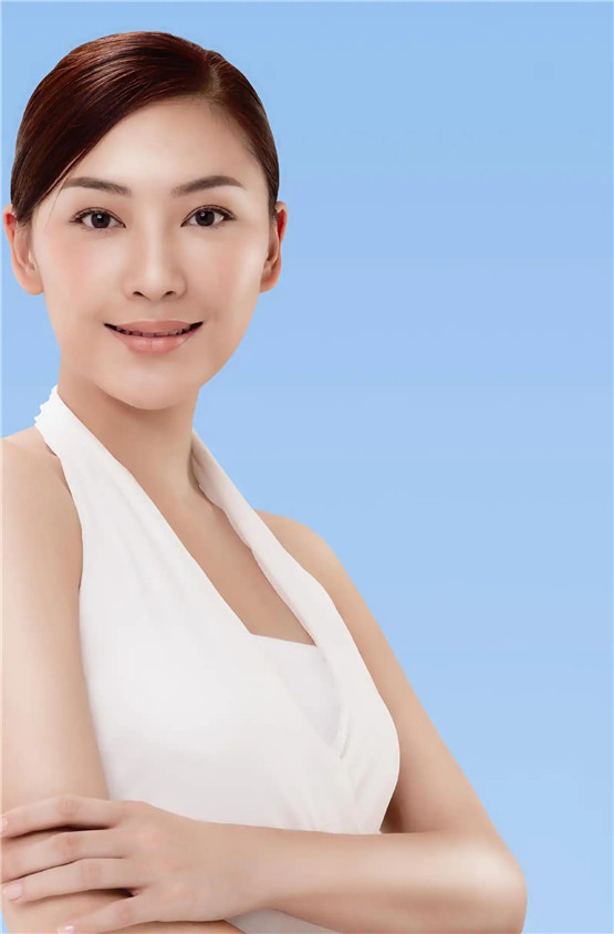 体寒的人戴翡翠好还是玉好，体寒的人戴什么首饰好