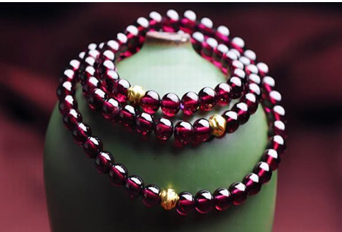 盘点几种辨别石榴石的小妙招