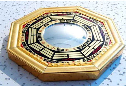 八卦镜什么时候挂最好