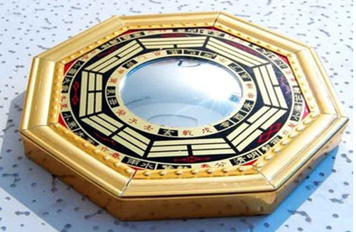 八卦镜不用了放在哪里